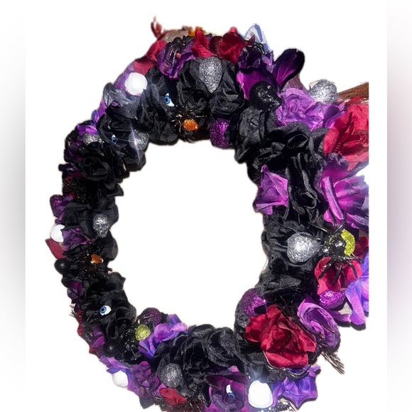 Halloween wreath - Picture 7 of 12